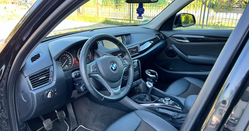 BMW X1 cena 49500 przebieg: 168200, rok produkcji 2013 z Piaseczno małe 781